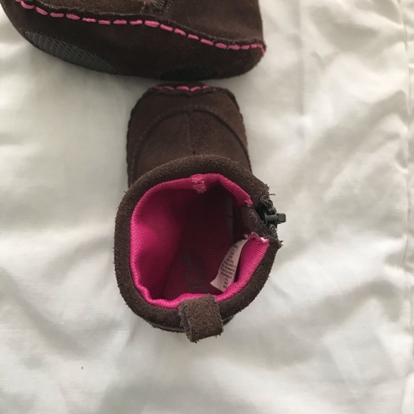 5/$25 JOE FRESH Baby Zip Up Boots - Picture 4 of 7